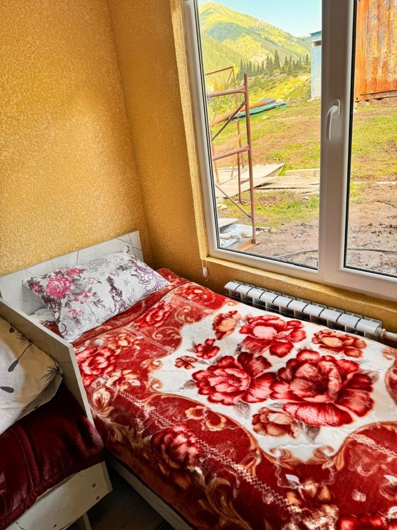 Ala-Kul Guesthouse In Altyn-Arashan Karakol Exterior foto